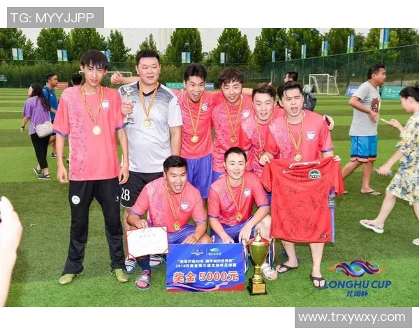 南京足球队荣登全国足球团队协作排行榜第五名展现团队精神与实力