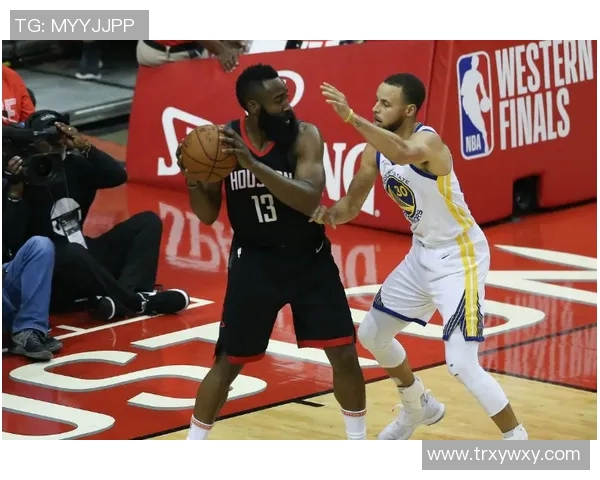 成都网球队实力揭秘：网球巨献背后的训练与成就分析