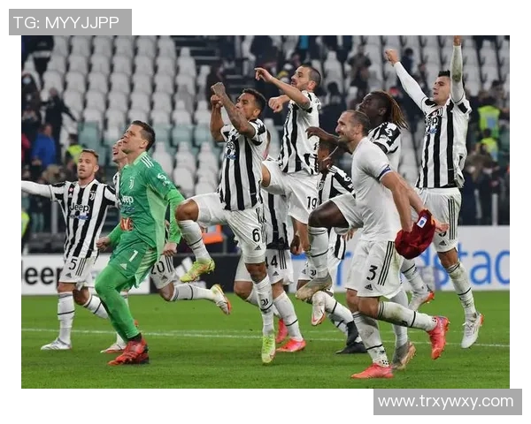 巴萨与尤文图斯阵型对比分析揭示战术博弈的精彩瞬间