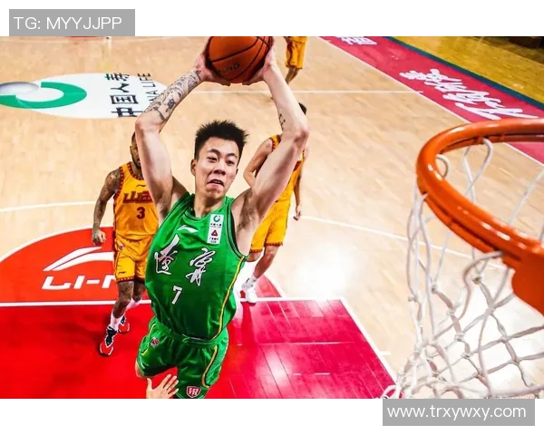 张镇麟的篮球之路：从青涩少年到职业赛场的璀璨星光