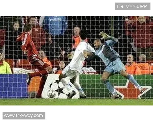 利物浦迎战亚特兰大展现英超豪门风采与意甲劲旅对决的精彩瞬间