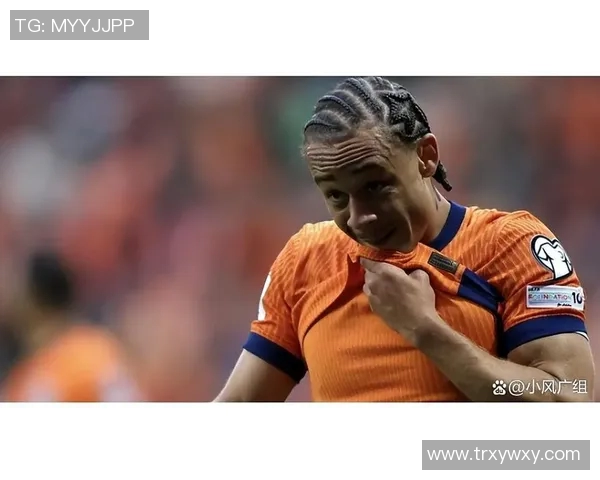 哈维西蒙斯：年轻天才在足球世界的崛起与未来展望