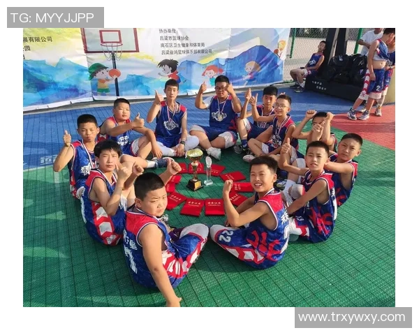 斯库特亨德森的崛起之路：从青涩新秀到篮球未来之星